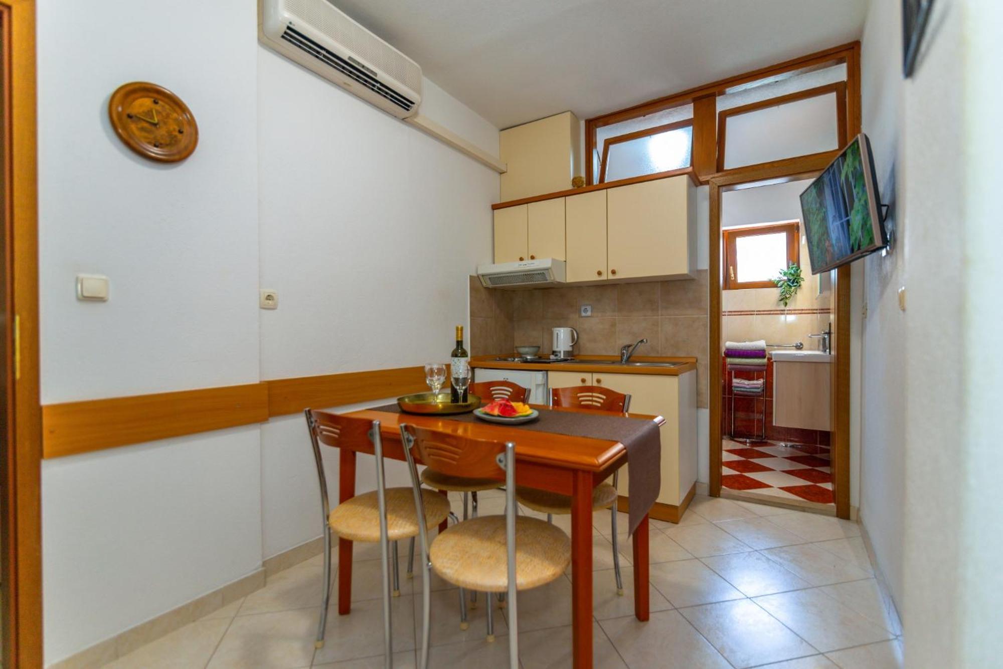 City Center Ana Apartments Makarska Eksteriør billede