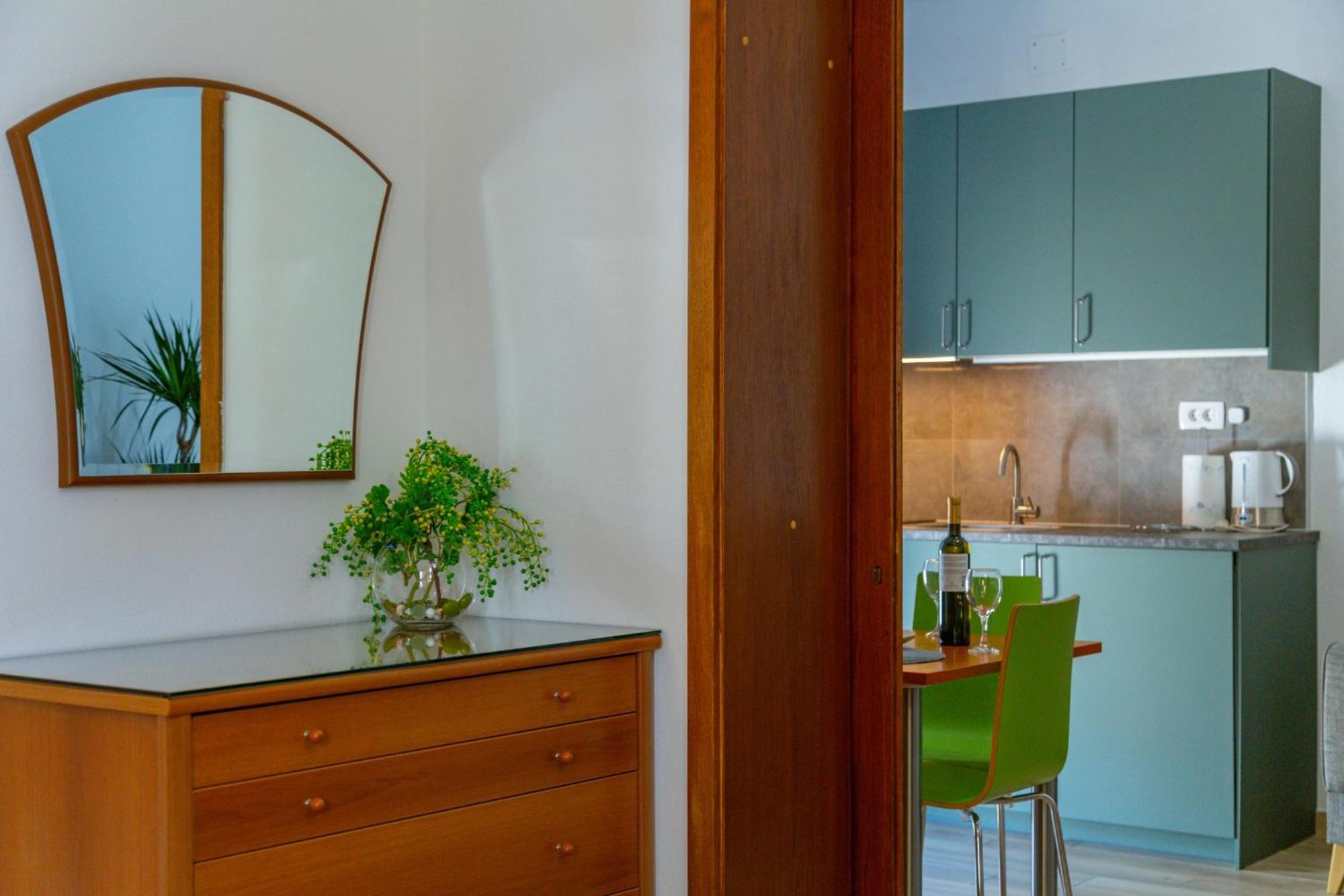 City Center Ana Apartments Makarska Eksteriør billede