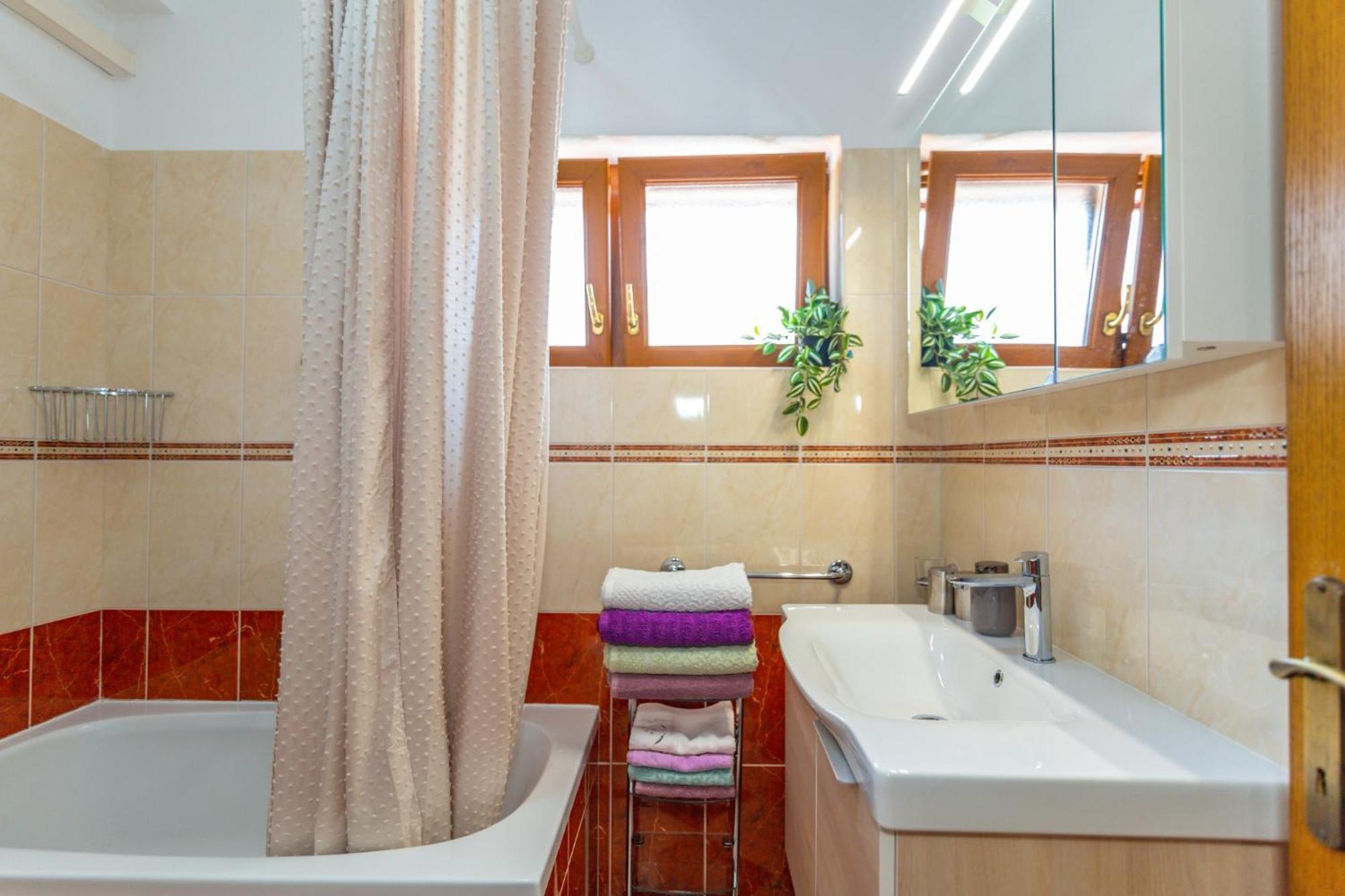 City Center Ana Apartments Makarska Eksteriør billede